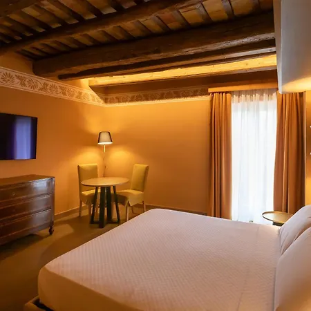 Apartment Palazzo De Gregorio - *