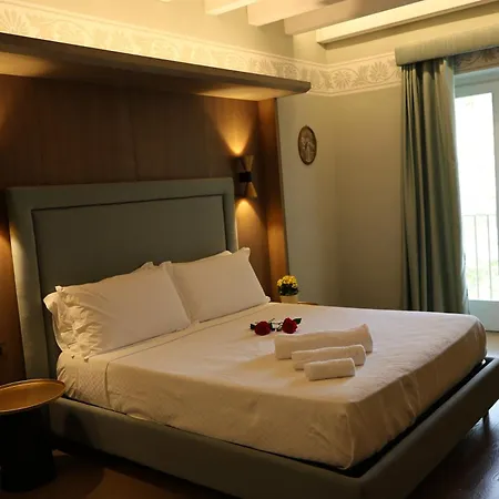 Palazzo De Gregorio - Apartment