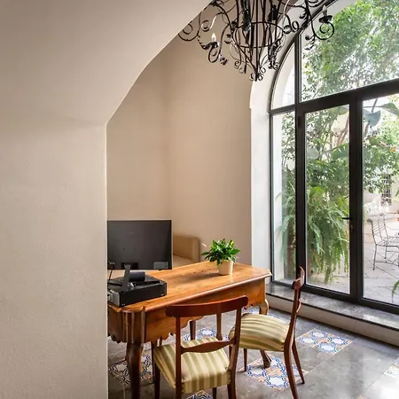 Palazzo De Gregorio - * Παλέρμο