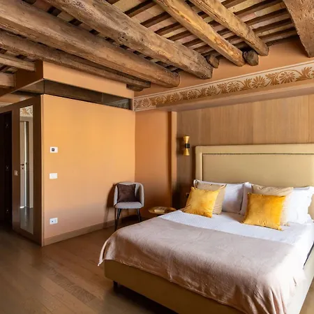 Palazzo De Gregorio - *