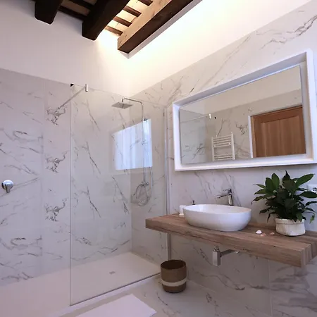 Palazzo De Gregorio - * Παλέρμο