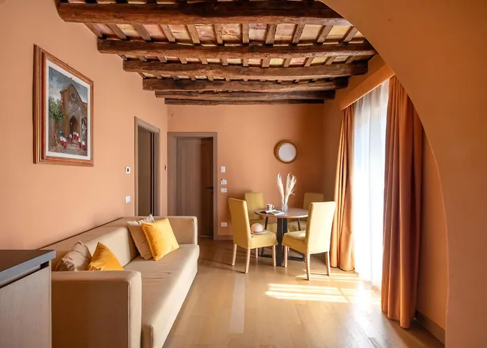 Διαμέρισμα Palazzo De Gregorio - *